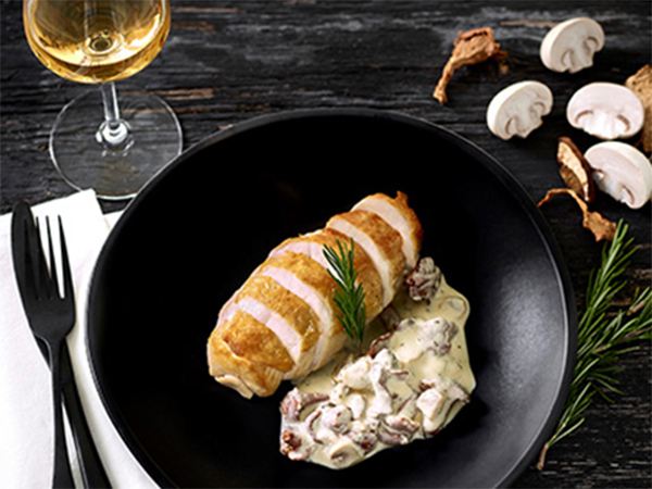 Gevogeltesaus met paddestoelen